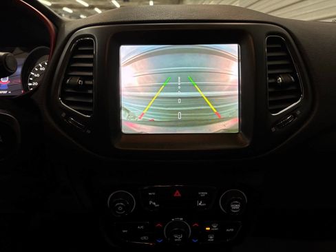 Used 2021 Jeep Compass Trailhawk AWD/4WD image 19