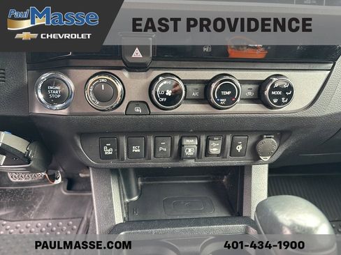 Used 2018 Toyota Tacoma TRD Off-Road image 12