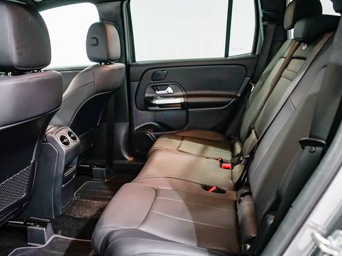 Used 2026 Mercedes-Benz GLB 250 image 18