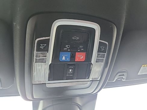 Used 2022 RAM 2500 Limited AWD/4WD image 19