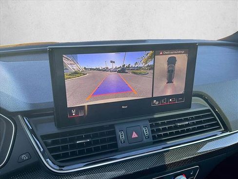 Used 2022 Audi SQ5 Prestige w/ Prestige Package image 22