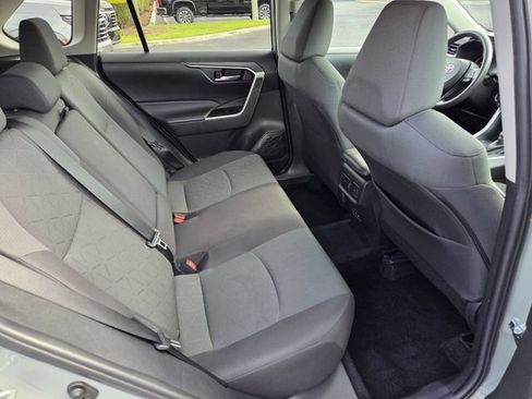 Used 2023 Toyota RAV4 XLE FWD image 15