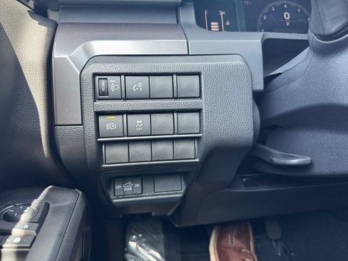 Used 2026 Toyota Tacoma SR5 AWD/4WD image 28