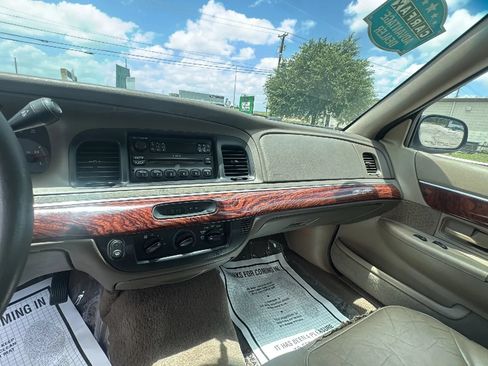 Used 2002 Mercury Grand Marquis GS RWD image 12