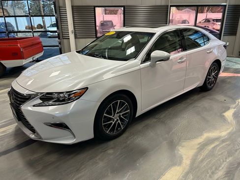 Used 2017 Lexus ES 350 image 37