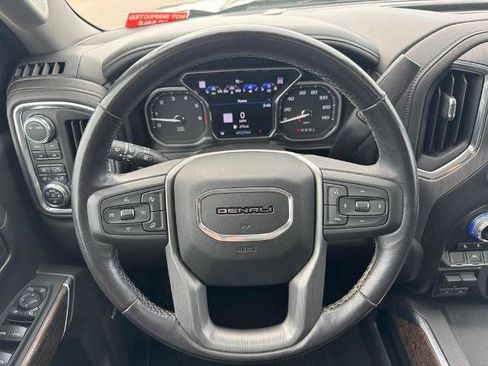 Used 2021 GMC Sierra 1500 Denali w/ Denali Premium Package AWD/4WD image 12