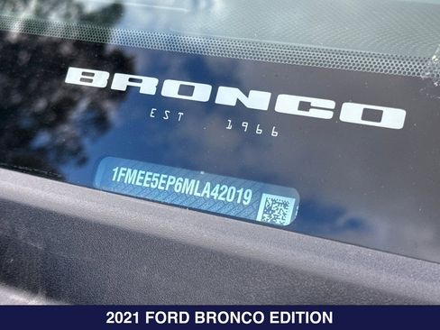 Used 2021 Ford Bronco First Edition AWD/4WD image 2