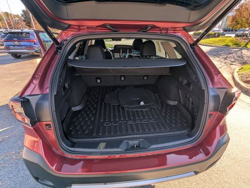 Used 2025 Subaru Outback Touring image 17