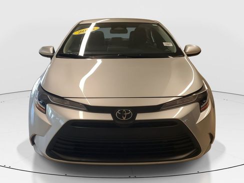Certified 2023 Toyota Corolla LE image 2