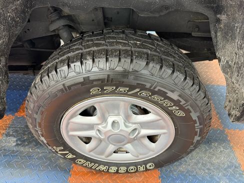 Used 2018 Toyota Tundra SR5 AWD/4WD image 24