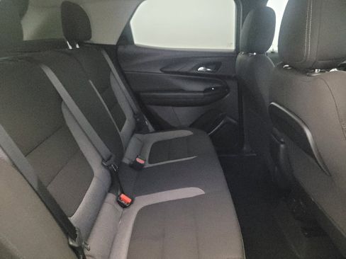 Used 2022 Chevrolet TrailBlazer LT w/ Convenience Package FWD image 19