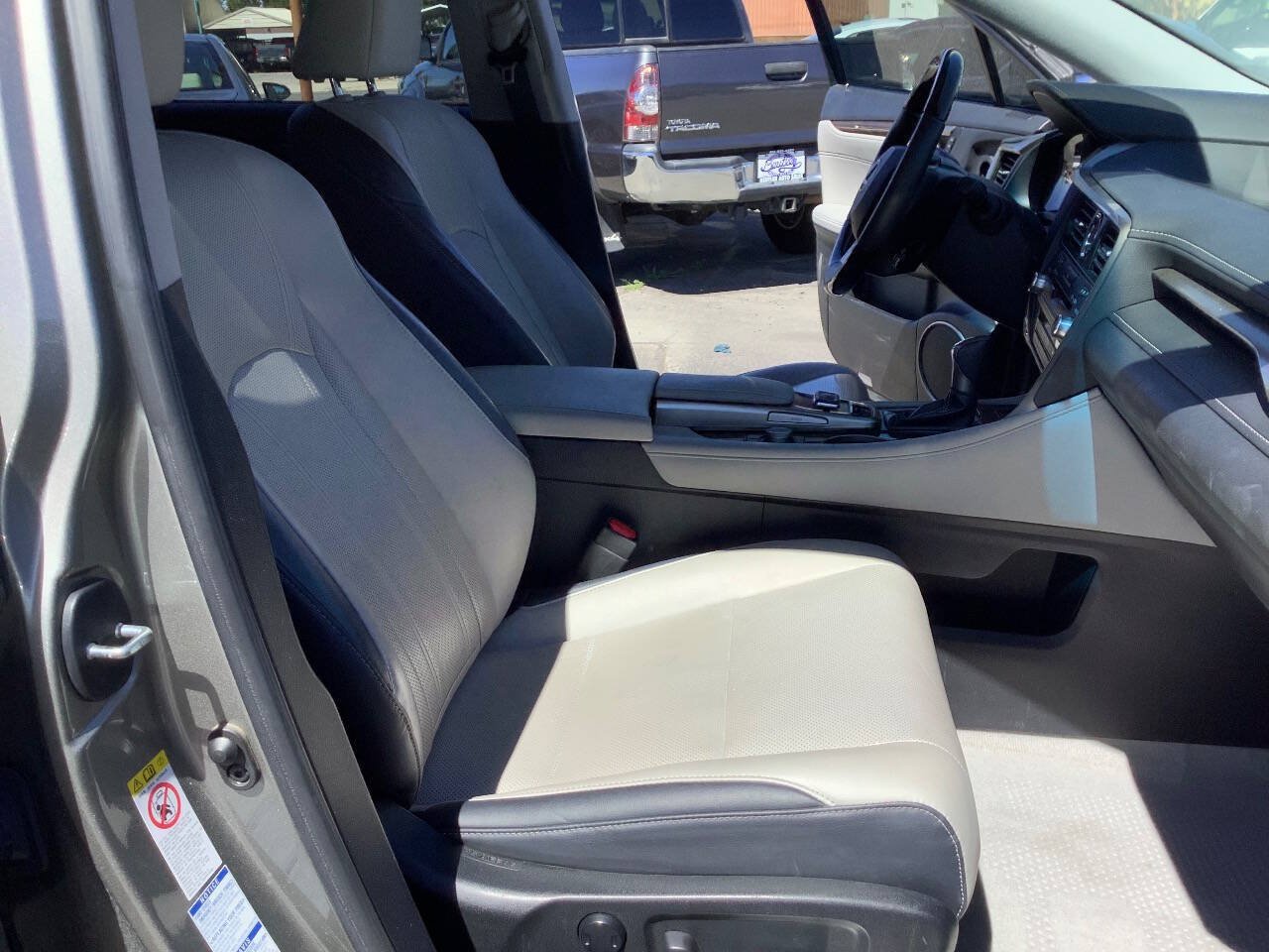 Used 2019 Lexus RX 350 AWD w/ Navigation Package image 45