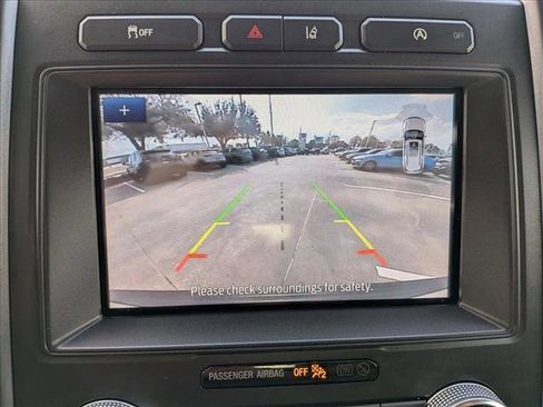 Used 2020 Ford Expedition Limited image 13