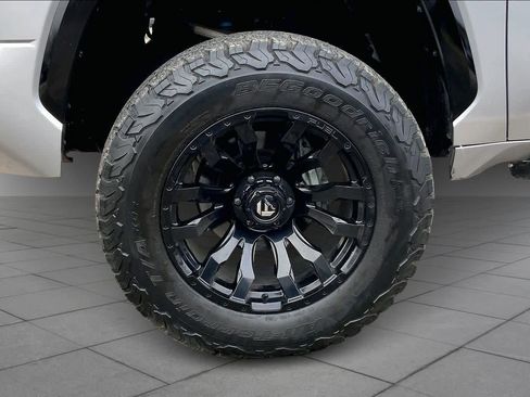 Used 2024 Toyota Tundra Platinum w/ TRD Off-Road Package image 11