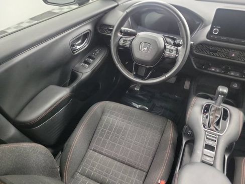 Certified 2025 Honda HR-V Sport image 15