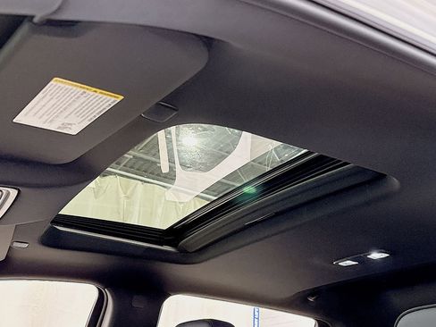 Used 2024 Chevrolet Silverado 3500 High Country w/ High Country Premium Package image 18