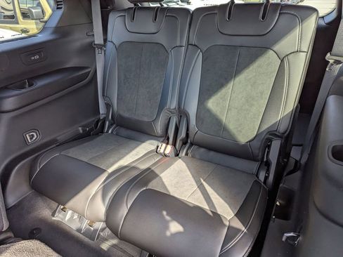 New 2025 Jeep Grand Cherokee L Altitude AWD/4WD image 32