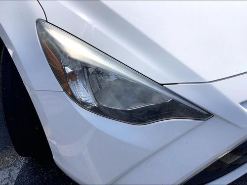 Used 2016 Scion iA FWD image 32