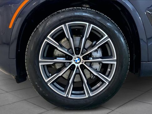 Used 2025 BMW X5 xDrive40i w/ M Sport Package image 10