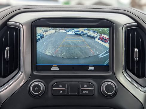 Used 2022 Chevrolet Silverado 1500 RST w/ Z71 Off-Road Package image 3