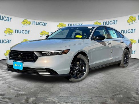 New 2025 Honda Accord SE image 4