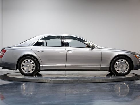 Used 2004 Maybach 57 image 15