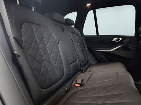 Used 2026 BMW X5 xDrive40i w/ M Sport Package image 27