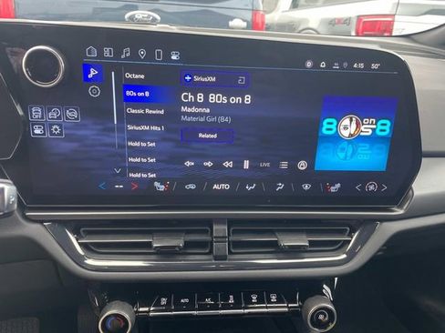 Used 2024 Chevrolet Equinox EV RS image 28