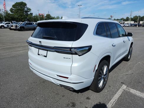 New 2026 Buick Enclave Avenir w/ Super Cruise Package image 3