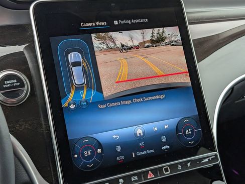 Used 2025 Mercedes-Benz GLC 350e 4MATIC image 17