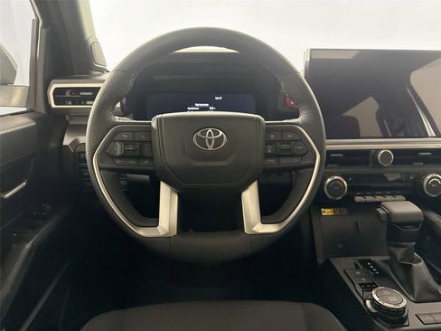 Certified 2025 Toyota Tacoma TRD Sport image 32