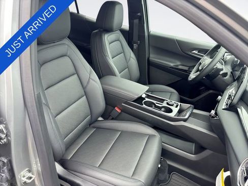 New 2026 Chevrolet Equinox LT FWD image 25