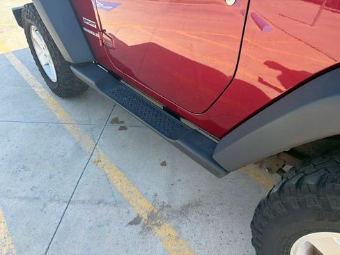 Used 2013 Jeep Wrangler Sport AWD/4WD image 9