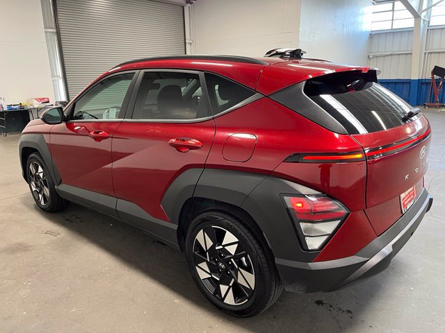 Used 2025 Hyundai Kona SEL FWD image 5