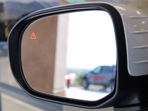 Used 2024 Kia Telluride EX image 35