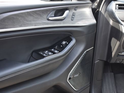 Used 2021 Jeep Grand Cherokee L Overland w/ Luxury Tech Group IV image 24