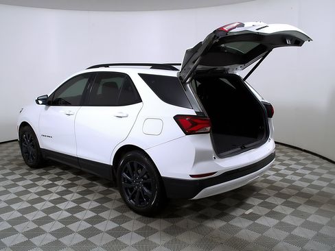 Used 2024 Chevrolet Equinox RS FWD image 11