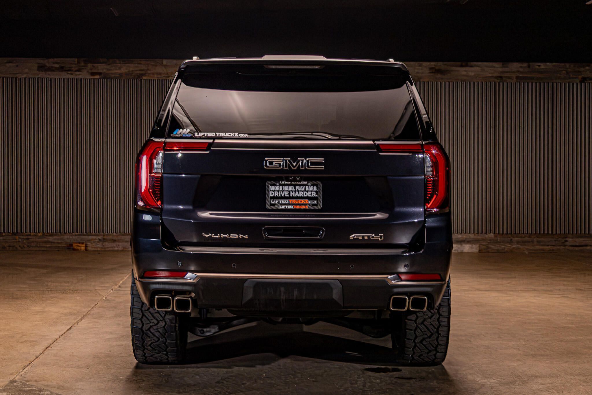 Used 2025 GMC Yukon AT4 Ultimate AWD/4WD image 8