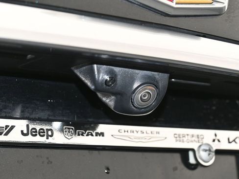 Used 2023 Cadillac XT6 Luxury image 40