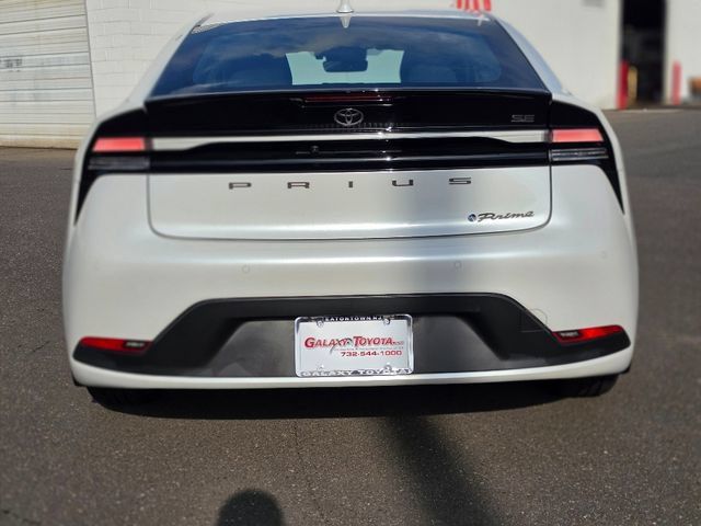 Used 2024 Toyota Prius Prime FWD image 6