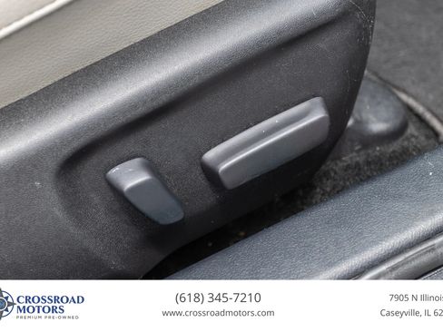 Used 2018 Toyota Avalon XLE Premium FWD image 28