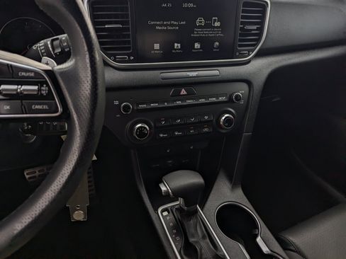 Used 2020 Kia Sportage S w/ S Sunroof Package AWD/4WD image 10