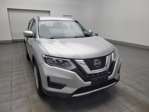 Used 2019 Nissan Rogue S FWD image 13