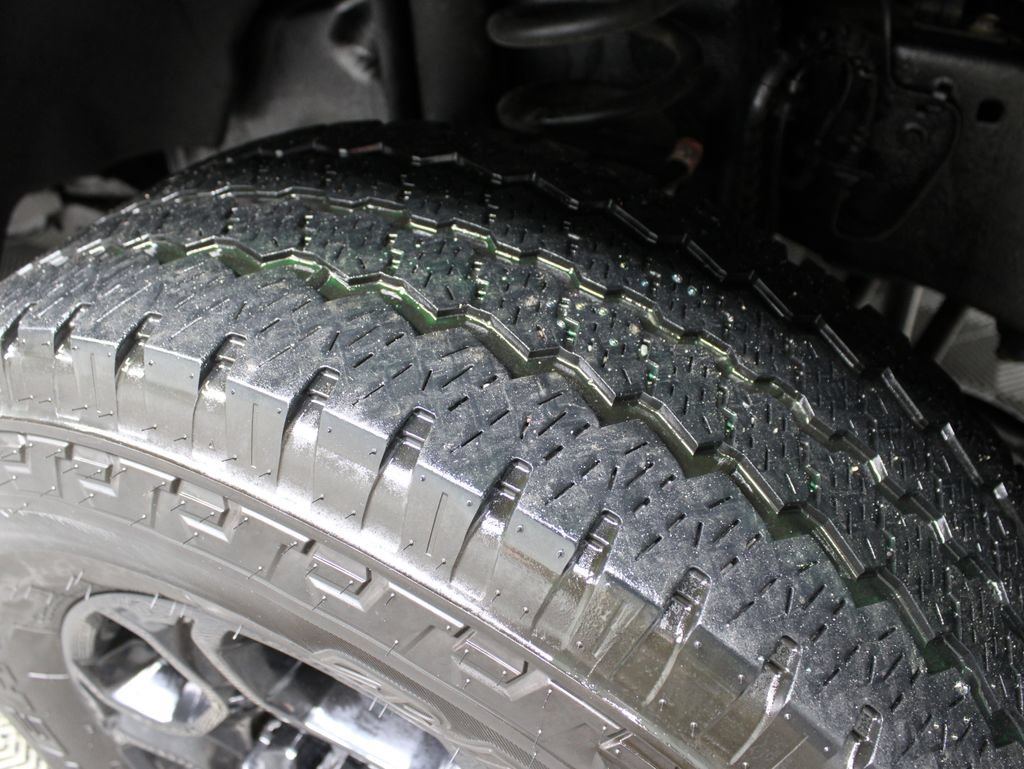 Used 2021 Ford F350 XL w/ Power Equipment Group AWD/4WD image 9