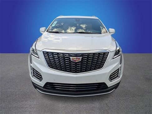 New 2025 Cadillac XT5 Premium Luxury image 8