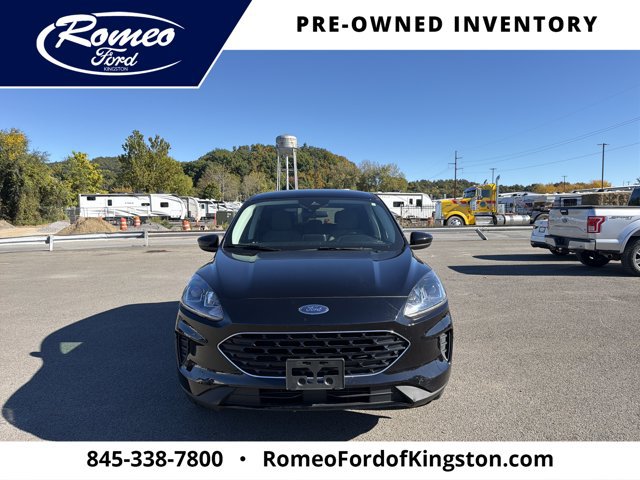 Certified 2022 Ford Escape SE w/ SE Sport Appearance Package AWD/4WD image 1