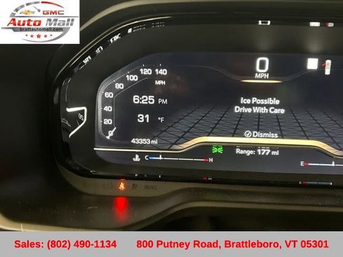 Used 2023 GMC Yukon Denali w/ Max Trailering Package image 18