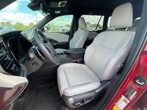 Used 2026 Lexus TX 350 AWD w/ Technology Package image 9