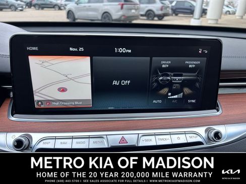 Used 2020 Kia K900 Luxury w/ VIP Package image 27