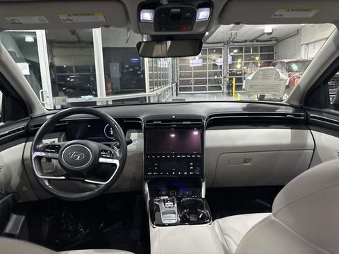 Used 2023 Hyundai Tucson Limited image 30